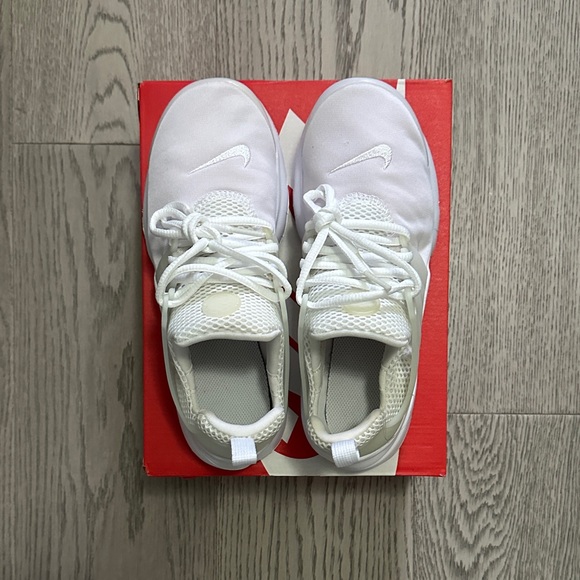 Nike Other - Nike Air Presto - White